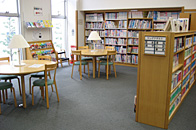 児童図書コーナー(二か所に分かれています)